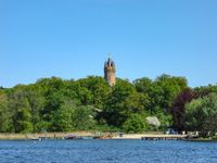 Tiefer See (Havel) + Flatowturm im Park Babelsberg